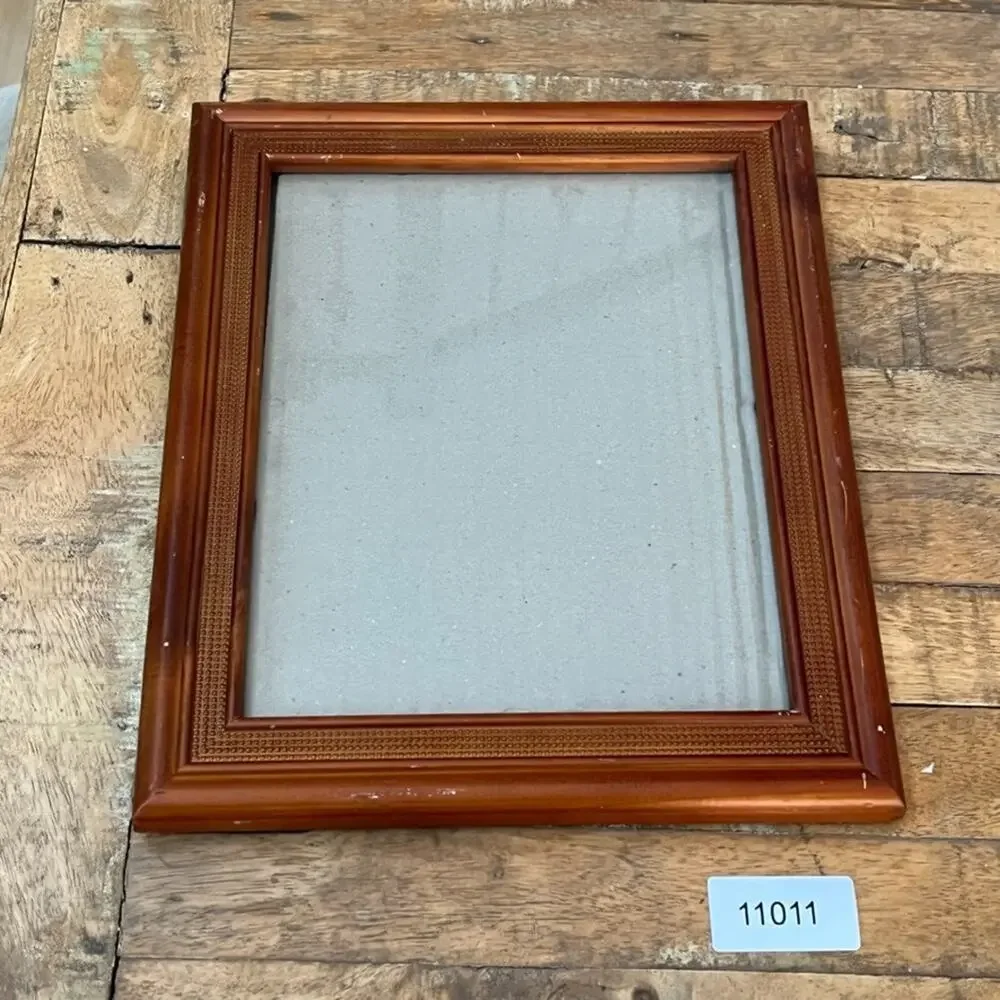 Vintage Brown Wooden Picture Frame 9.5 x 7.5 in Free Standing or Hung